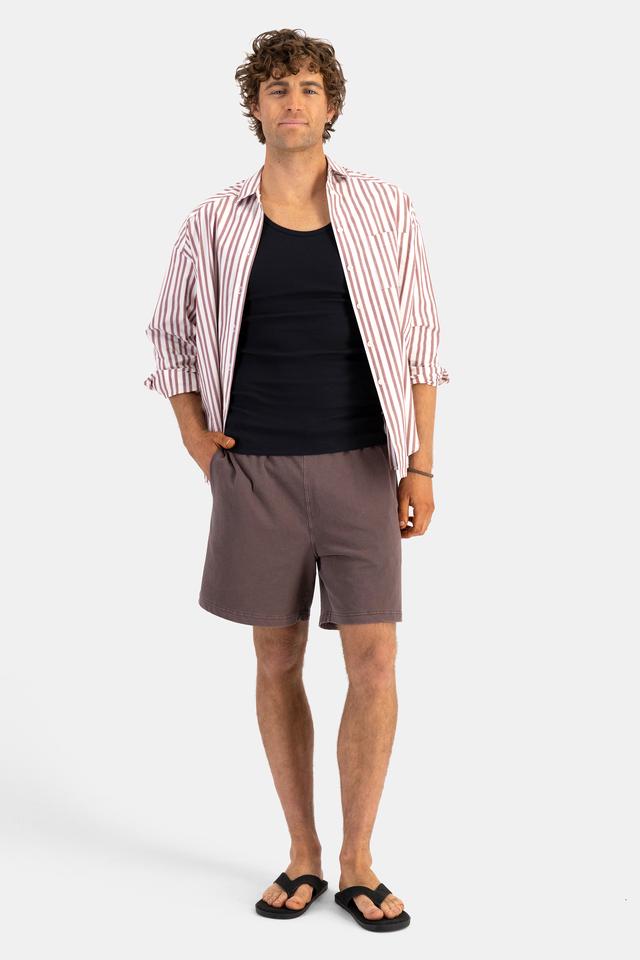 Fletcher (He/Him) wears size M and is 185cm tall with 101cm chest and 81cm waist