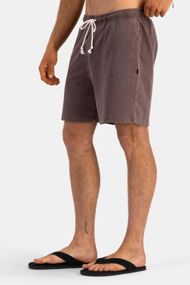 Fletcher (He/Him) wears size M and is 185cm tall with 101cm chest and 81cm waist