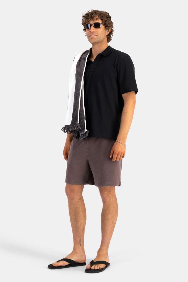 Fletcher (He/Him) wears size M and is 185cm tall with 101cm chest and 81cm waist