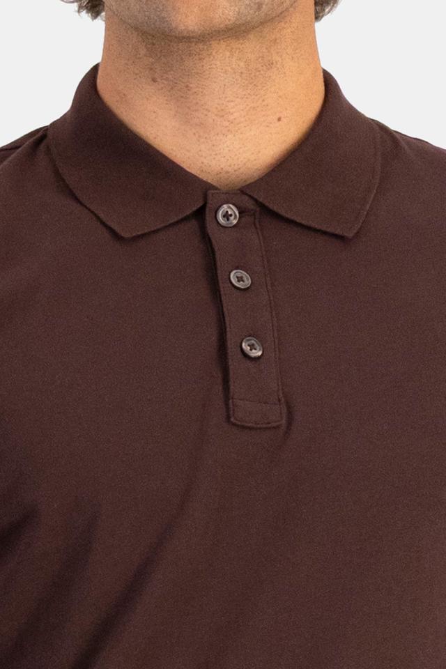Fletcher (He/Him) wears size M and is 185cm tall with 101cm chest and 81cm waist