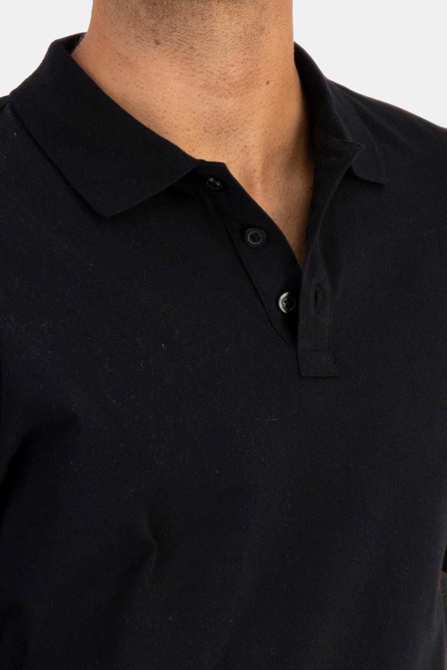 Fletcher (He/Him) wears size M and is 185cm tall with 101cm chest and 81cm waist