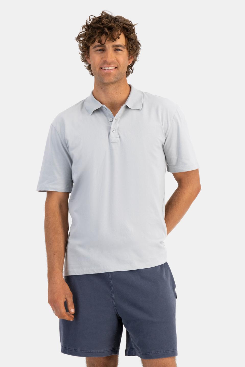 Fletcher (He/Him) wears size M and is 185cm tall with 101cm chest and 81cm waist