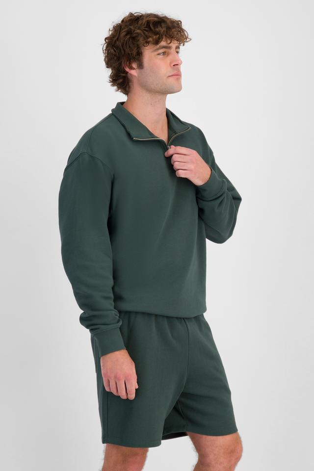 Fletcher (He/Him) wears size M and is 185cm tall with 101cm chest and 81cm waist