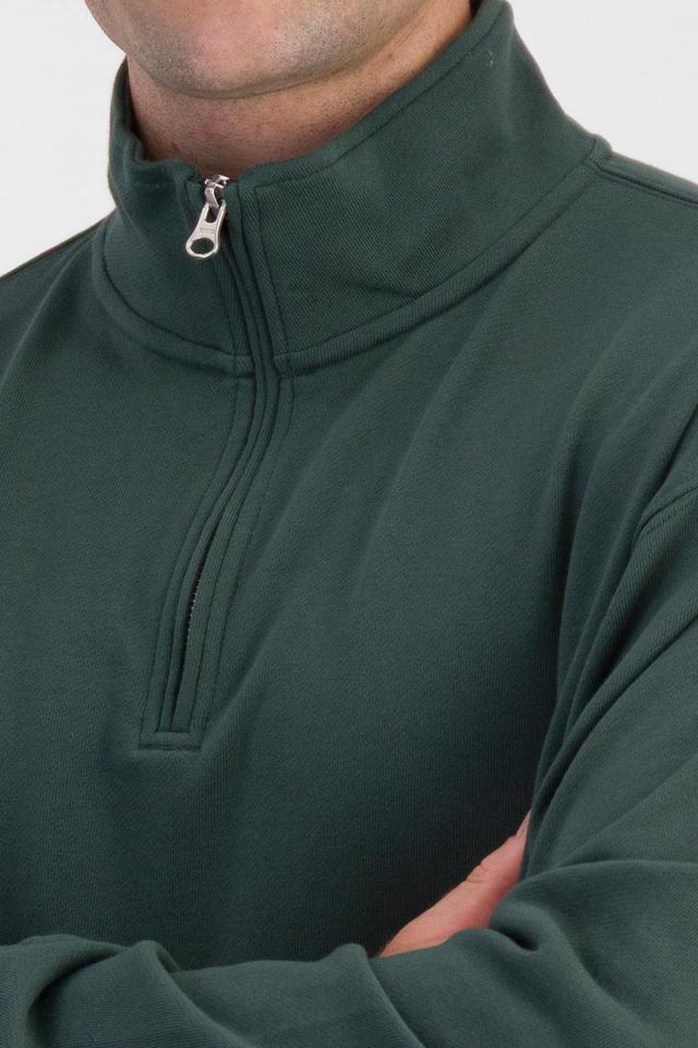 Fletcher (He/Him) wears size M and is 185cm tall with 101cm chest and 81cm waist