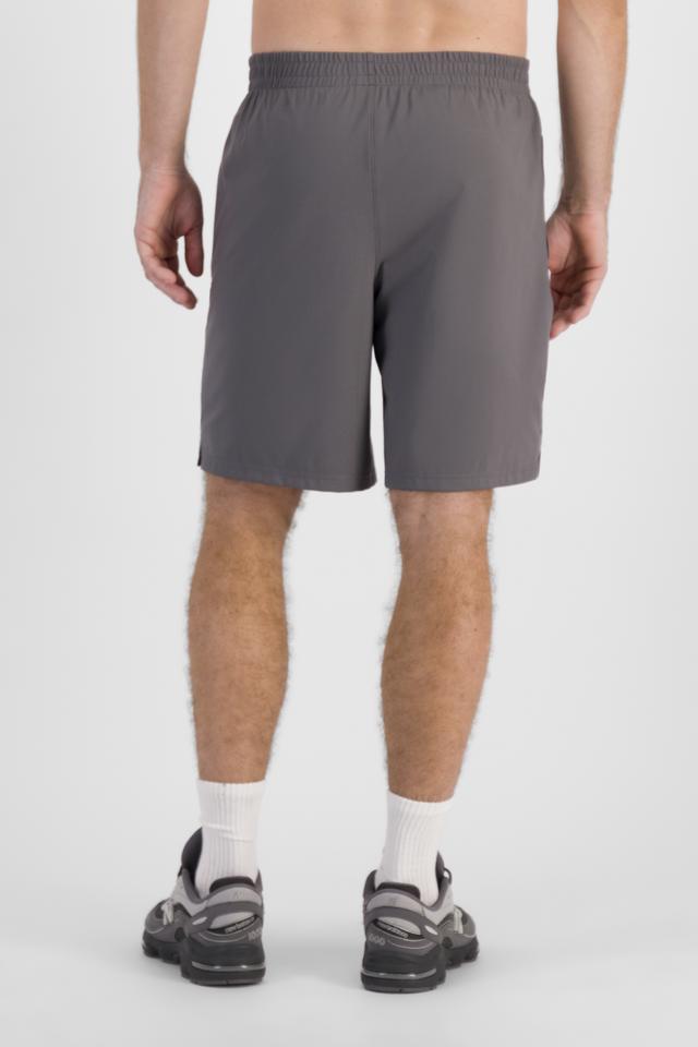 Fletcher (He/Him) wears size M and is 185cm tall with 101cm chest and 81cm waist