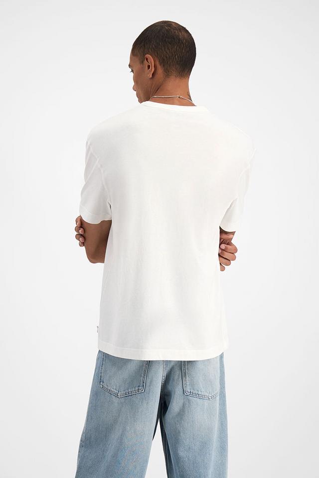 Luke (He/Him) wears size Medium and is 187cm tall with 91cm chest and 78cm waist