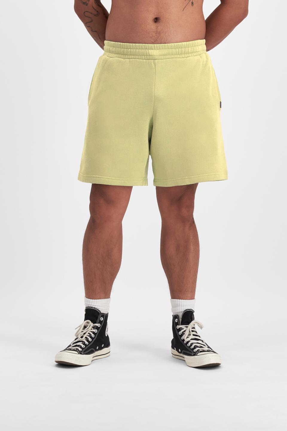 Carl-Michael (He/Him) wears size Medium and is 186cm tall with 97cm chest and 83cm waist