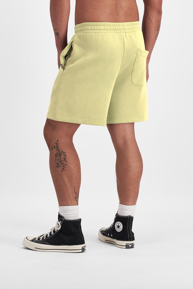 Carl-Michael (He/Him) wears size Medium and is 186cm tall with 97cm chest and 83cm waist