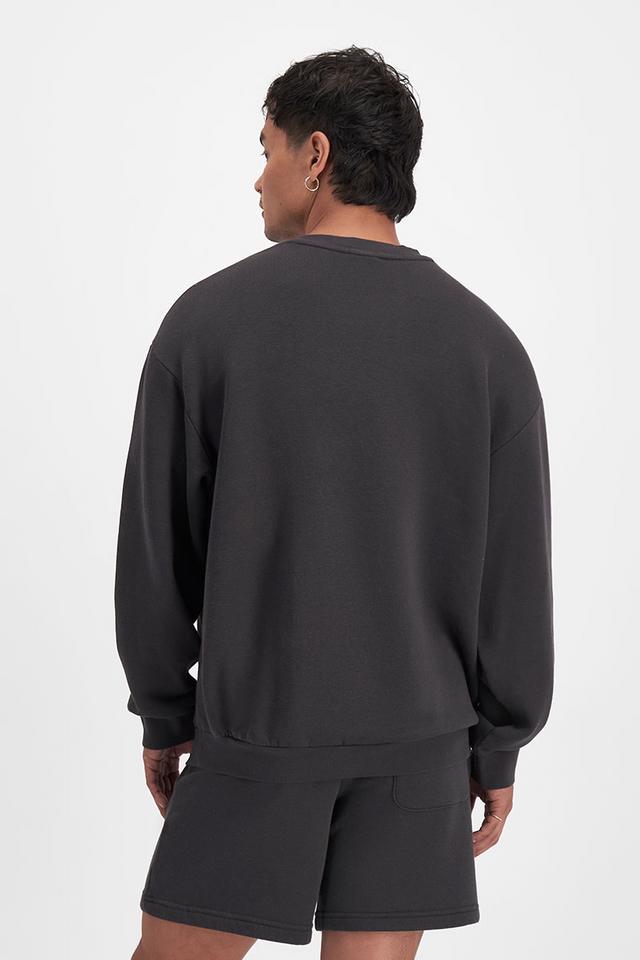 Carl-Michael (He/Him) wears size Medium and is 186cm tall with 97cm chest and 83cm waist