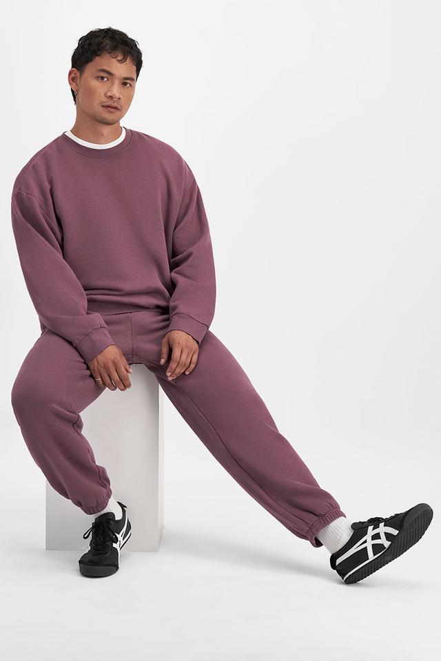 Carl-Michael (He/Him) wears size Medium and is 186cm tall with 97cm chest and 83cm waist