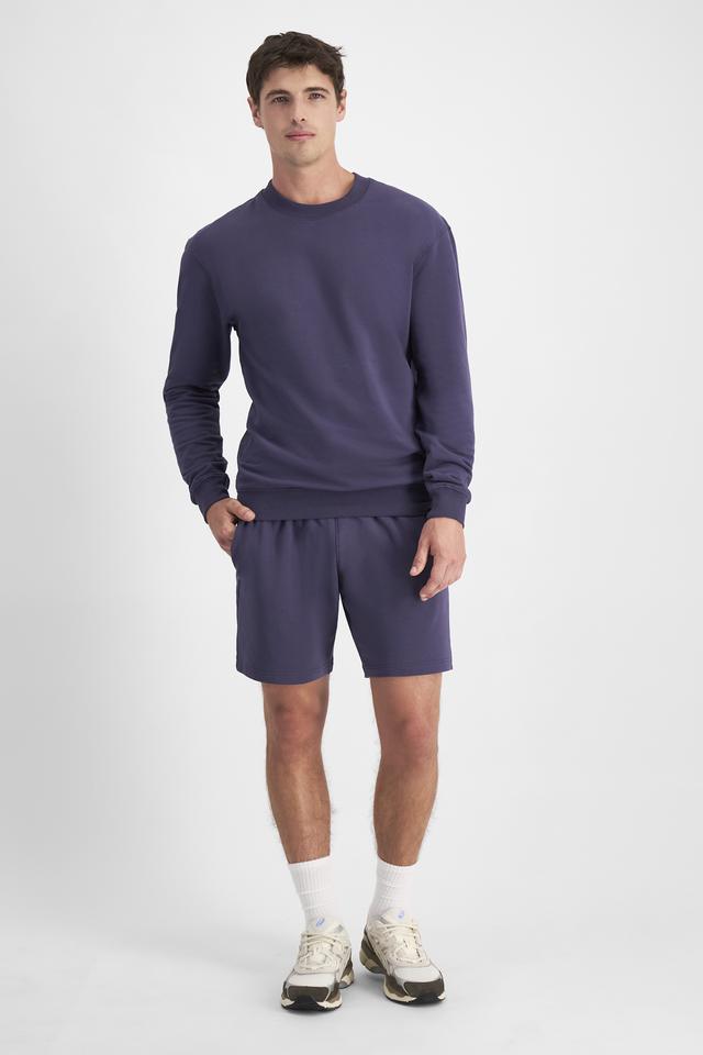 JOSH (He/Him) wears size M and is 185.48cm tall with 99cm chest and 81cm waist