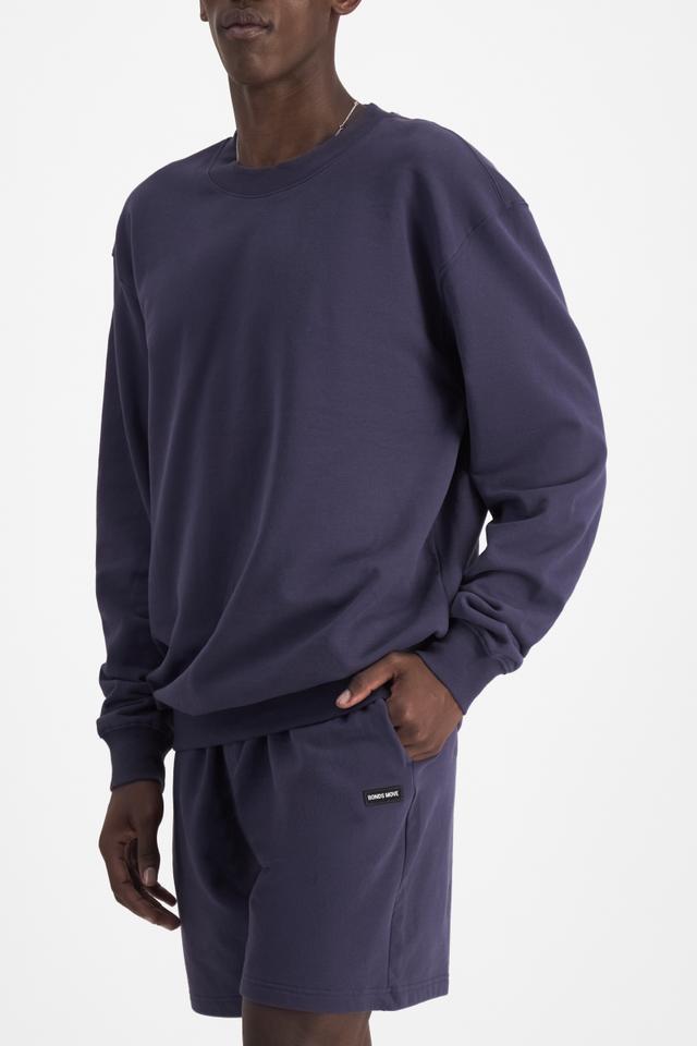 Emmanuel (He/Him) wears size M and is 182cm tall with 93cm chest and 73cm waist