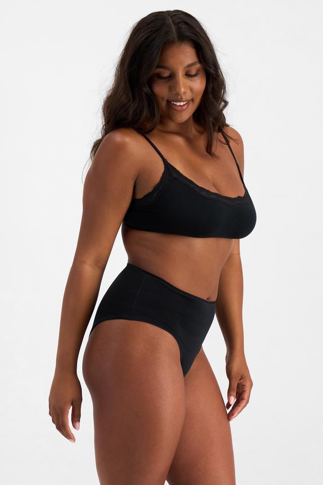 Camryn (She/Her) wears size 10 and is 106cm tall with 95cm chest and 74cm waist