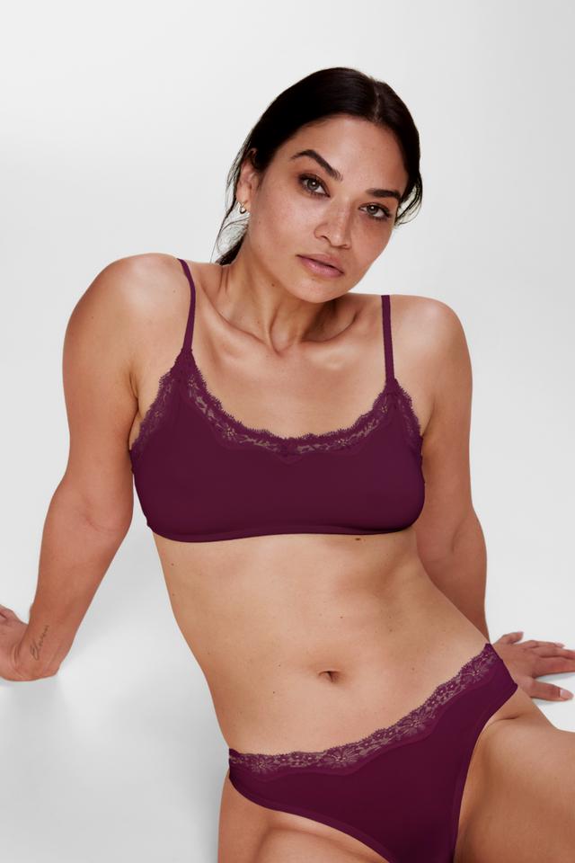 Bases Flex Lace Bralette