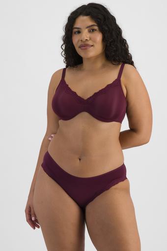 Bases Unlined Underwire Lace Bra (Queen Bee)