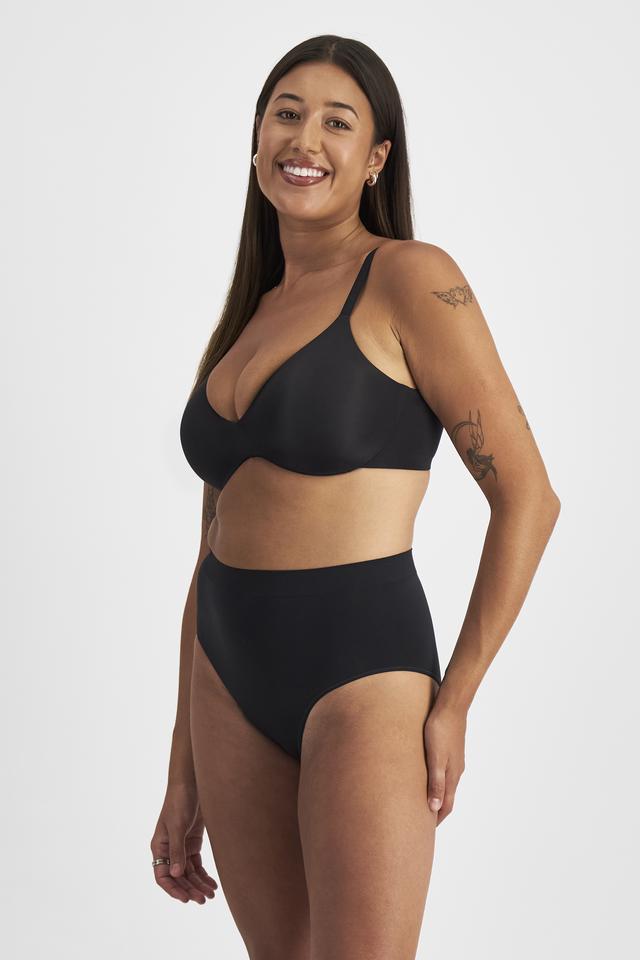 Bases Seamless Full Brief