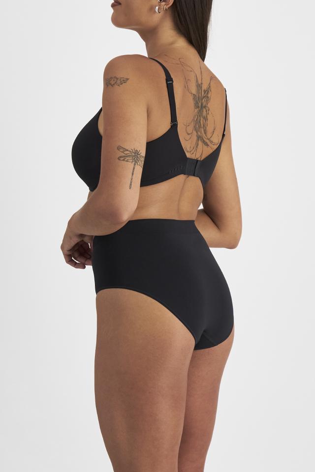 Bases Seamless Full Brief