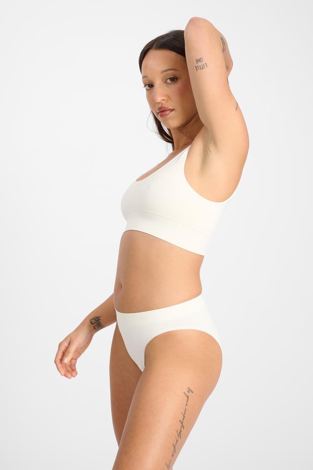 Bases Seamless Scoop Crop