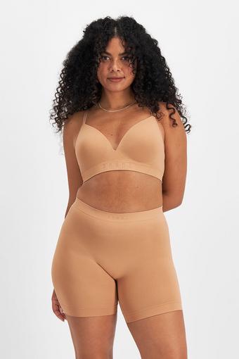 Bases Seamless Short (Blush Latte)