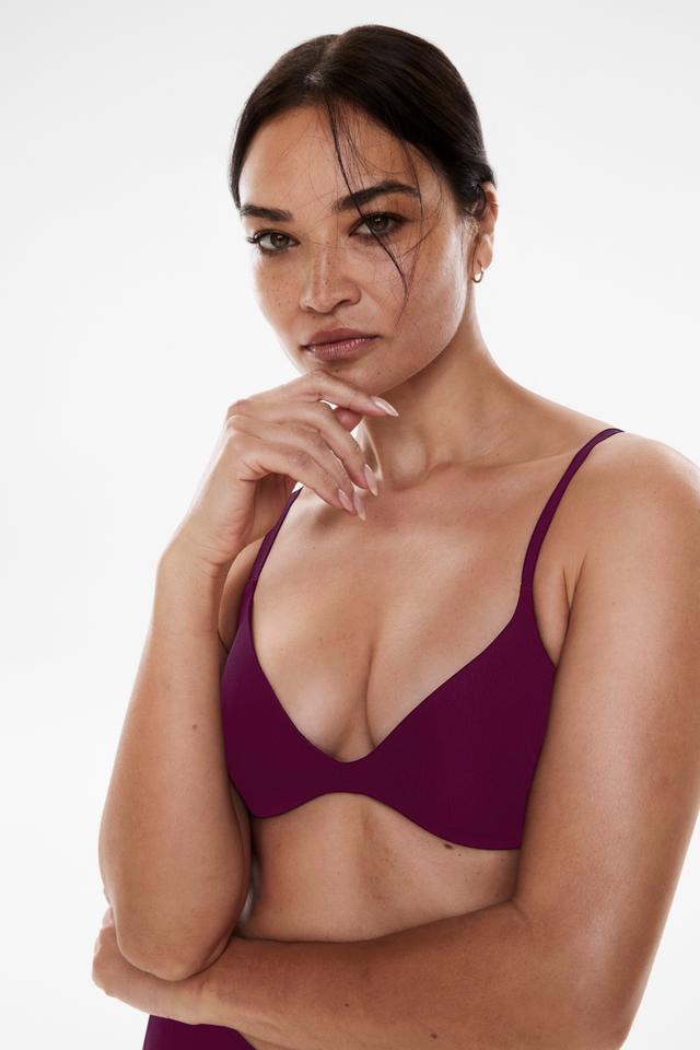Bases Underwire Scoop Bra