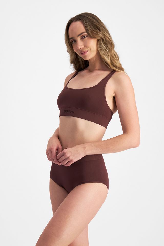 Ella (She/Her) wears size L and is 171cm tall with 93cm chest and 76cm waist