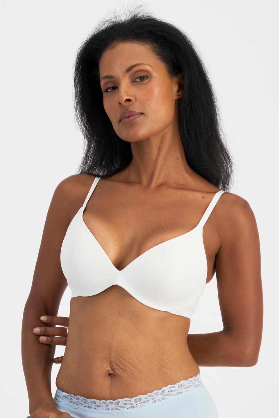 Senait (She/Her) wears size 10 and is 162cm tall with 79cm chest and 60c