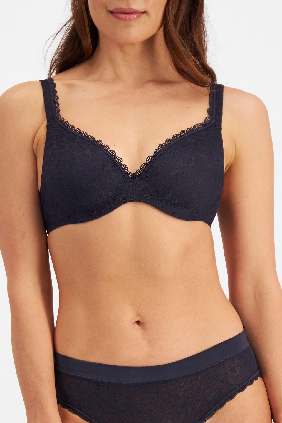 Berlei Barely There Lace Contour Bra