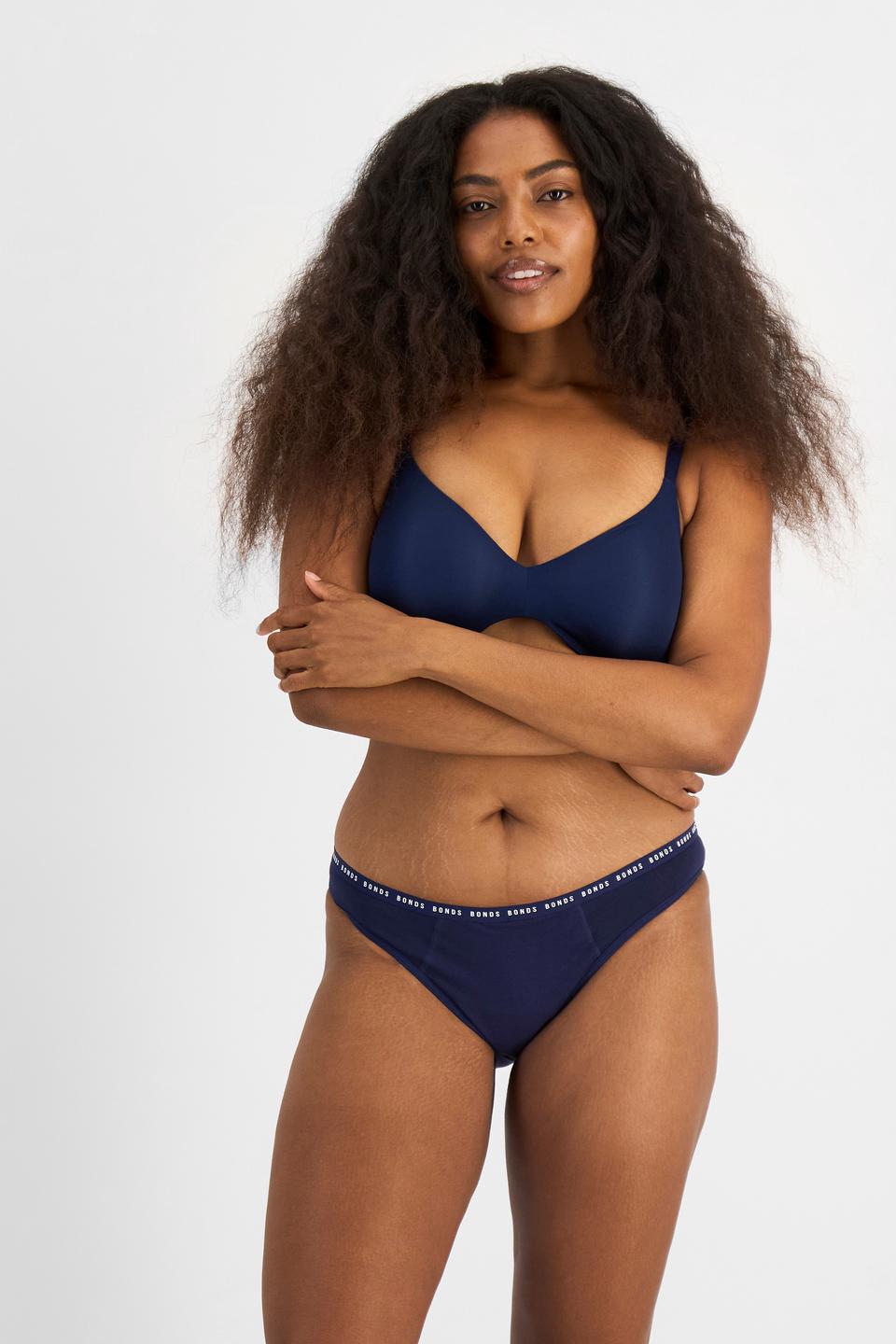 Cassaera (She/Her) wears size 14 and is 180cm tall with 107cm chest and 82cm waist