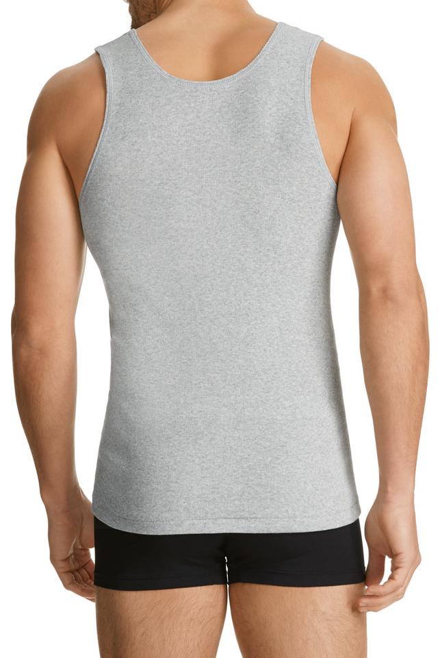 Model wears size Medium, is 185cm tall with 104cm chest and 83cm waist