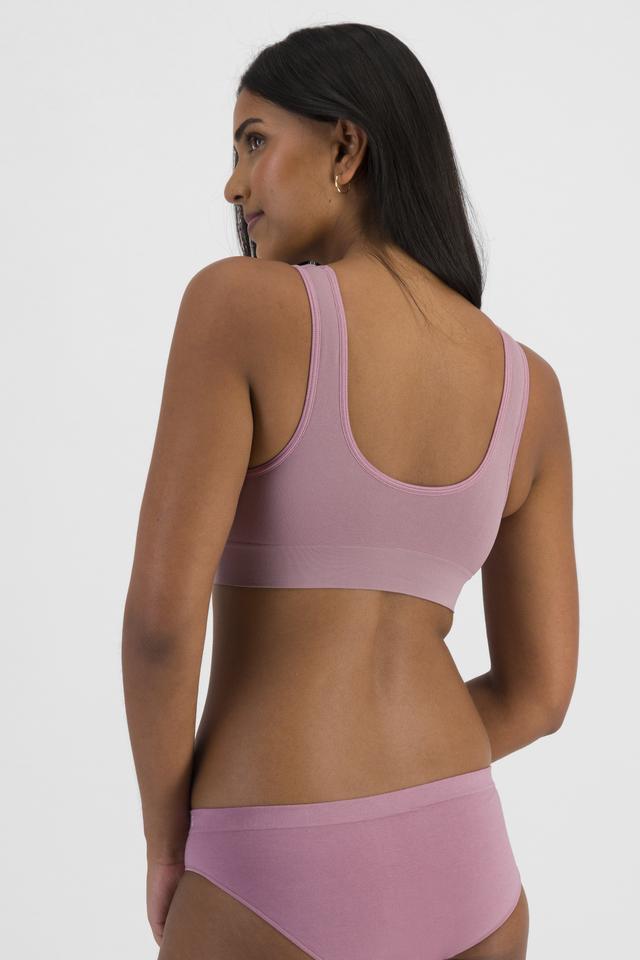 Comfy Seamless Crop