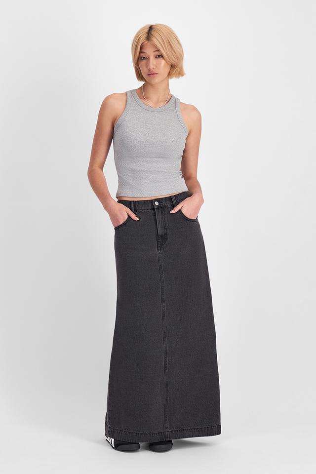 Rhiannan (She/Her) wears size 10 and is 175cm tall with cm chest and cm waist
