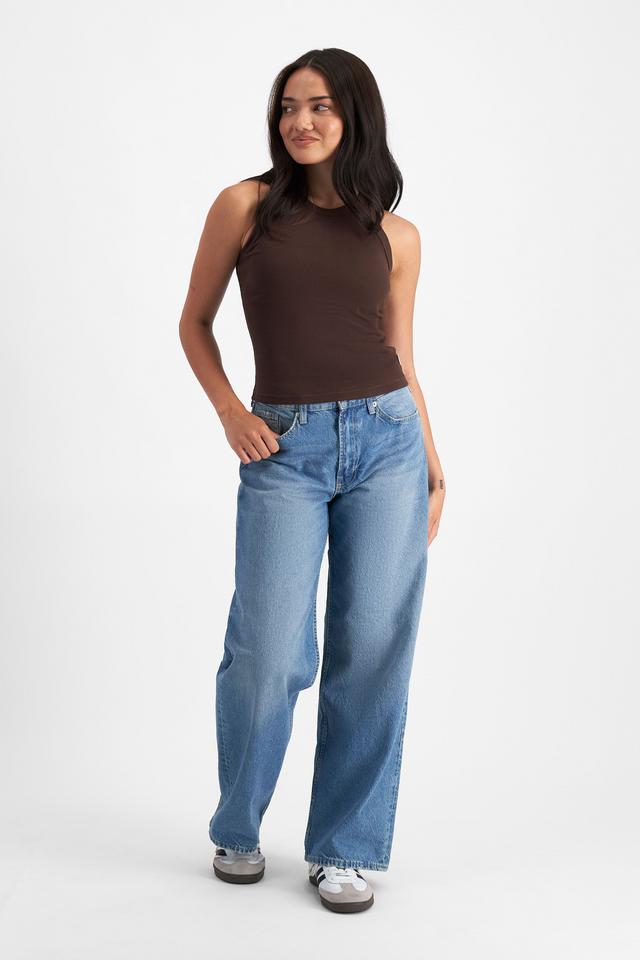Portia (She/Her) wears size S and is 171cm tall with 80cm chest and 64cm waist