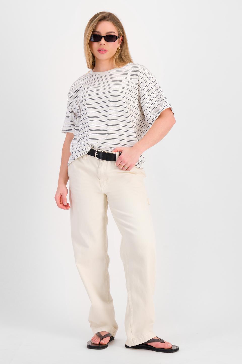 Sienna (She/Her) wears size S and is 164cm tall with cm chest and 71cm waist