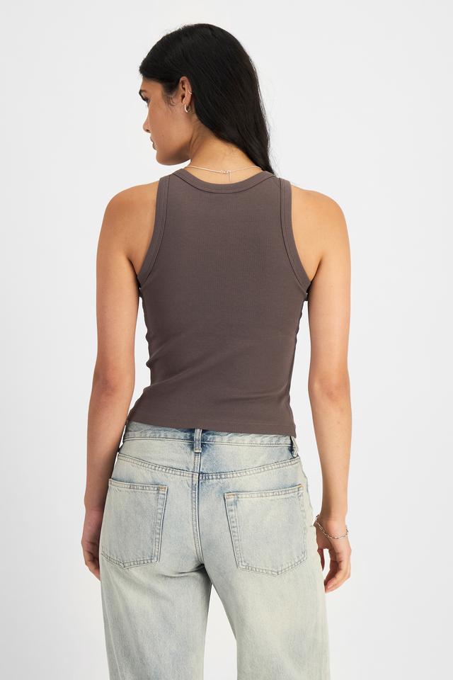 Tiana (She/Her) wears size S and is 176cm tall