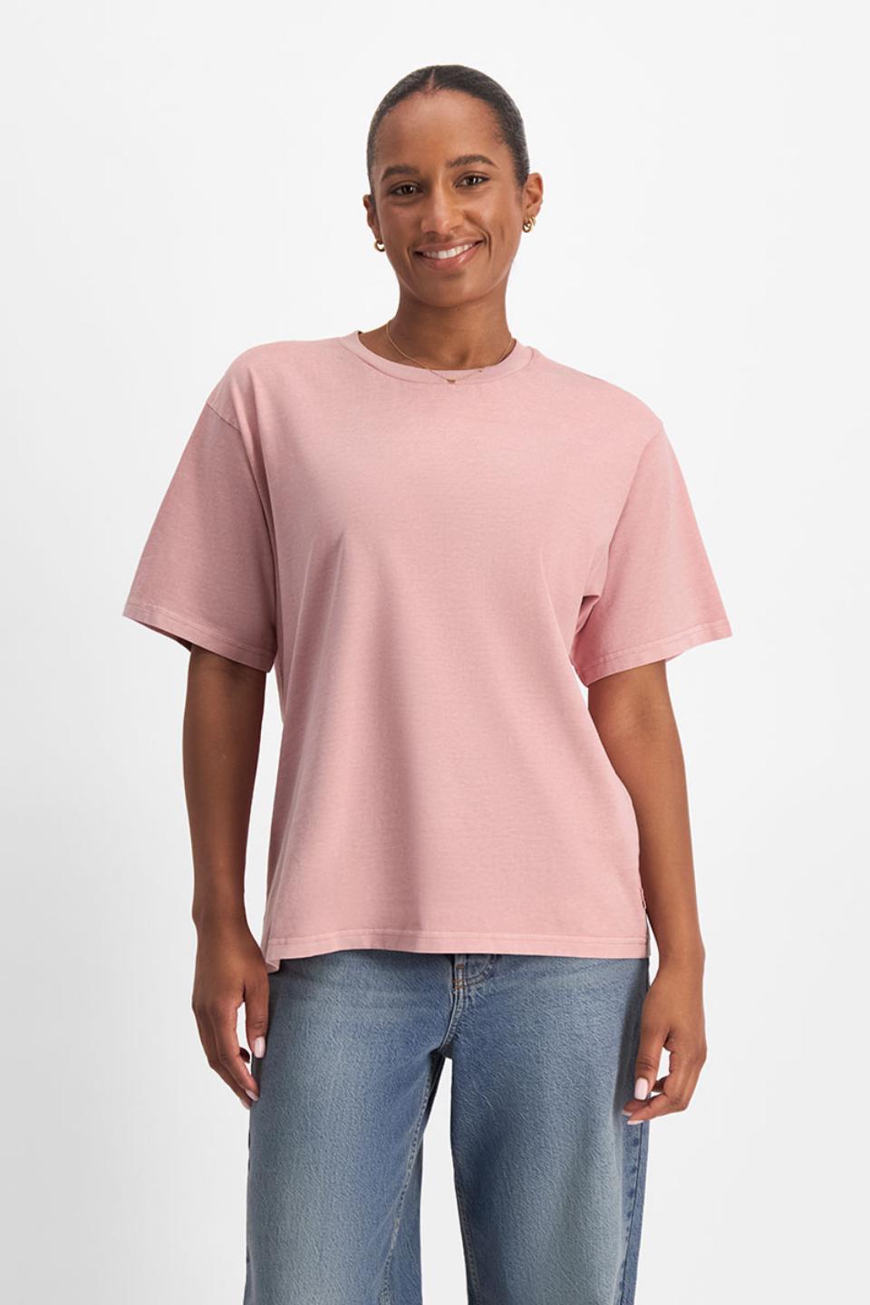 Ruby (She/Her) wears size S
