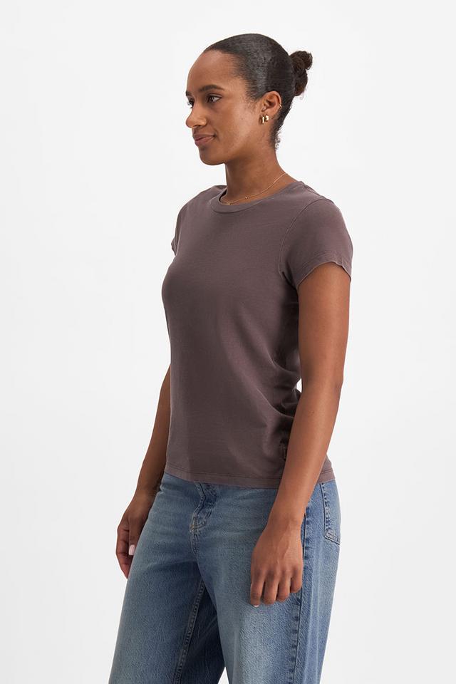 Ruby (She/Her) wears size S