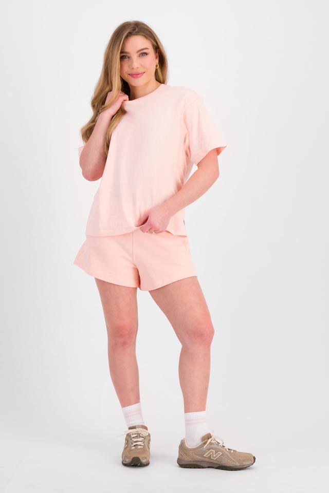 Sienna (She/Her) wears size S and is 164cm tall with cm chest and 71cm waist