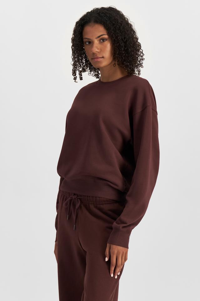 Norway (She/Her) wears size S and is 178cm tall with 82cm chest and 69cm waist