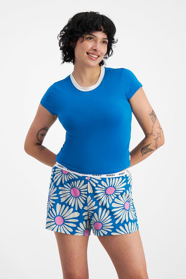 GeeGee (She/Her) wears size Small and is 178cm tall with 96cm chest and 73cm waist