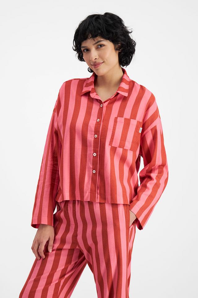 GeeGee (She/Her) wears size Small and is 178cm tall with 96cm chest and 73cm waist