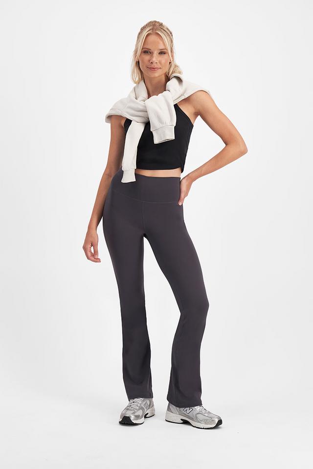 Annalise (She/Her) wears size Small and is 175cm tall with 85cm chest and 68cm waist
