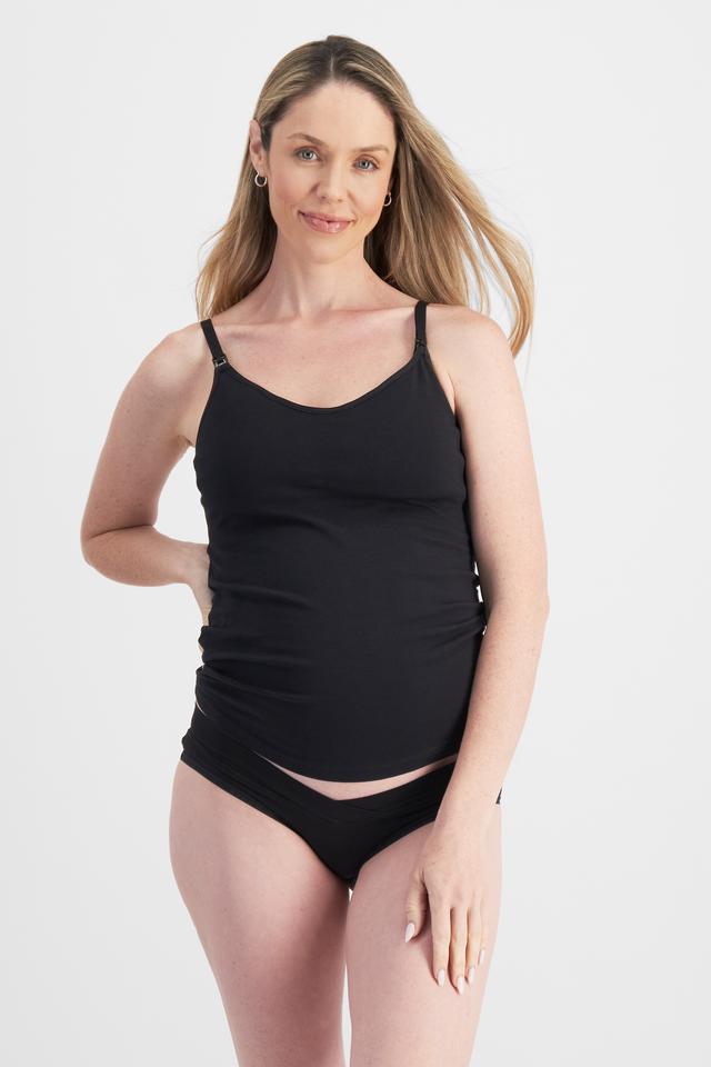 Brittany (She/Her) wears size 12 and is 173cm tall with 93cm chest and 78cm waist