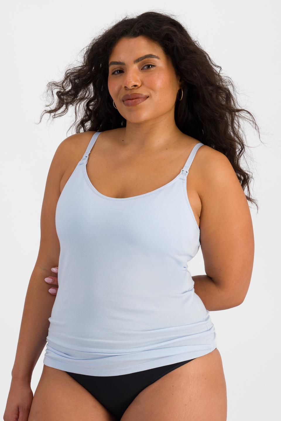 Laura (She/Her) wears size 14 and is 165cm tall with 94cm chest and 76cm waist