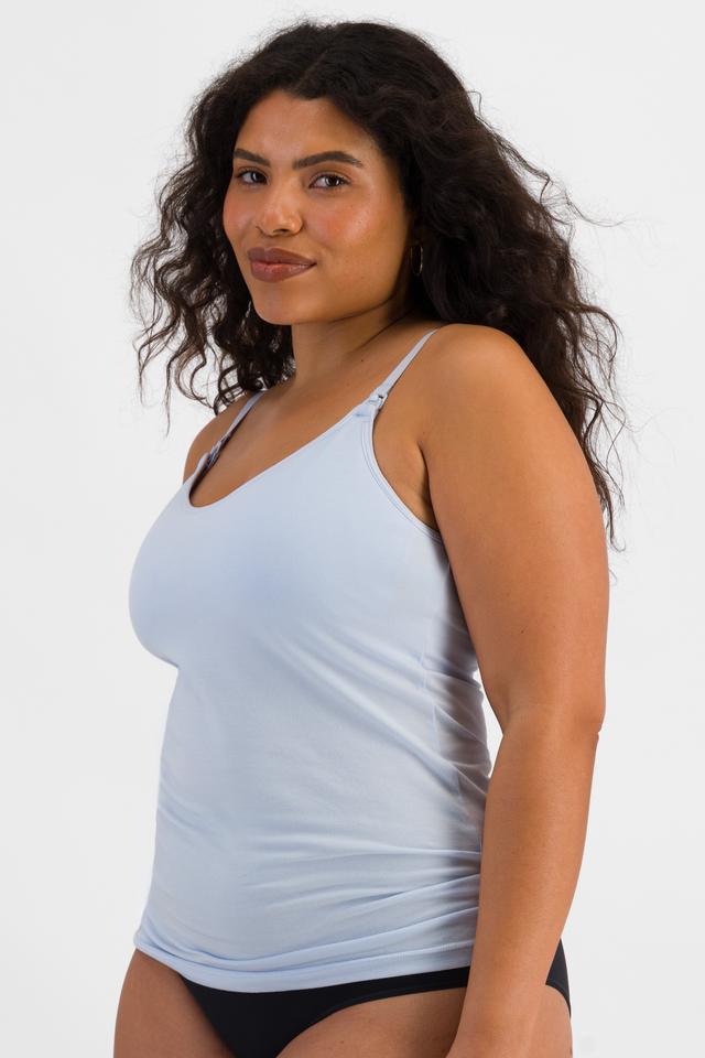 Laura (She/Her) wears size 14 and is 165cm tall with 94cm chest and 76cm waist