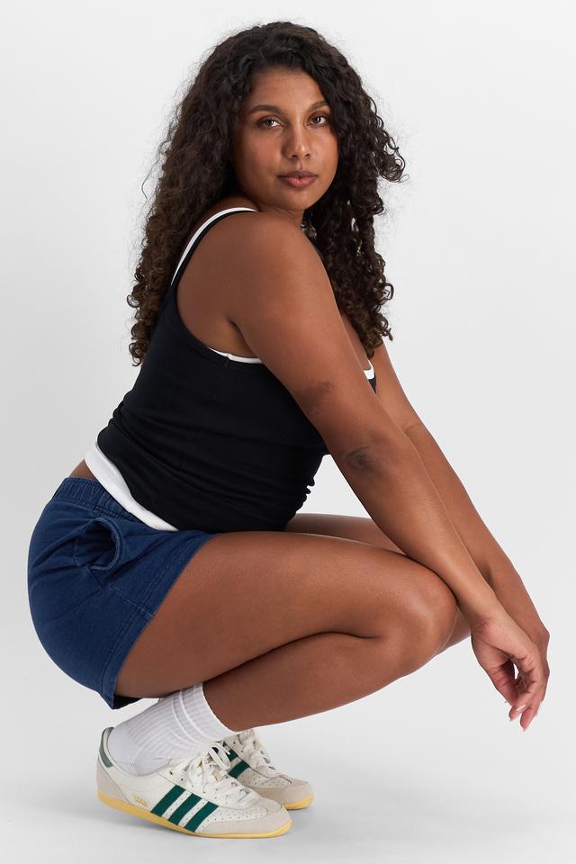 Camryn (She/Her) wears size S and is 106cm tall with 95cm chest and 74cm waist