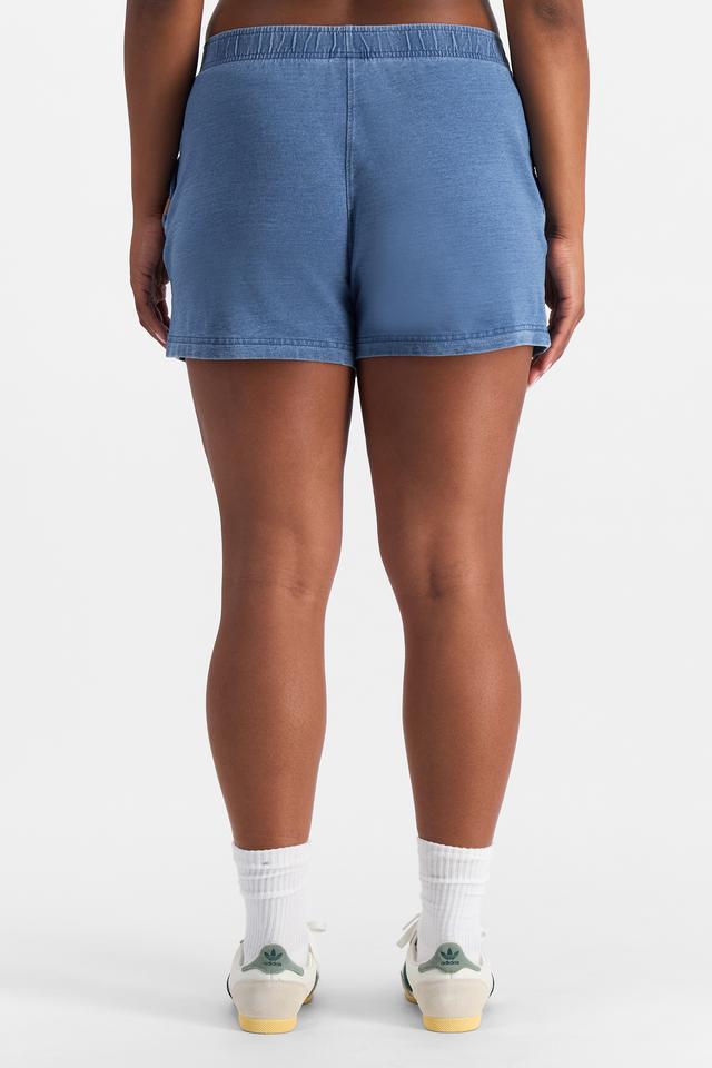 Camryn (She/Her) wears size S and is 106cm tall with 95cm chest and 74cm waist
