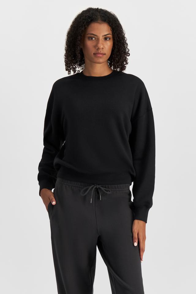Norway (She/Her) wears size S and is 178cm tall with 82cm chest and 69cm waist