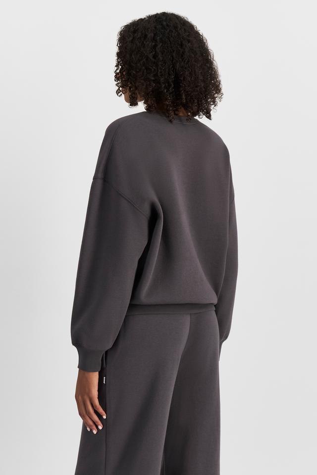 Norway (She/Her) wears size S and is 178cm tall with 82cm chest and 69cm waist