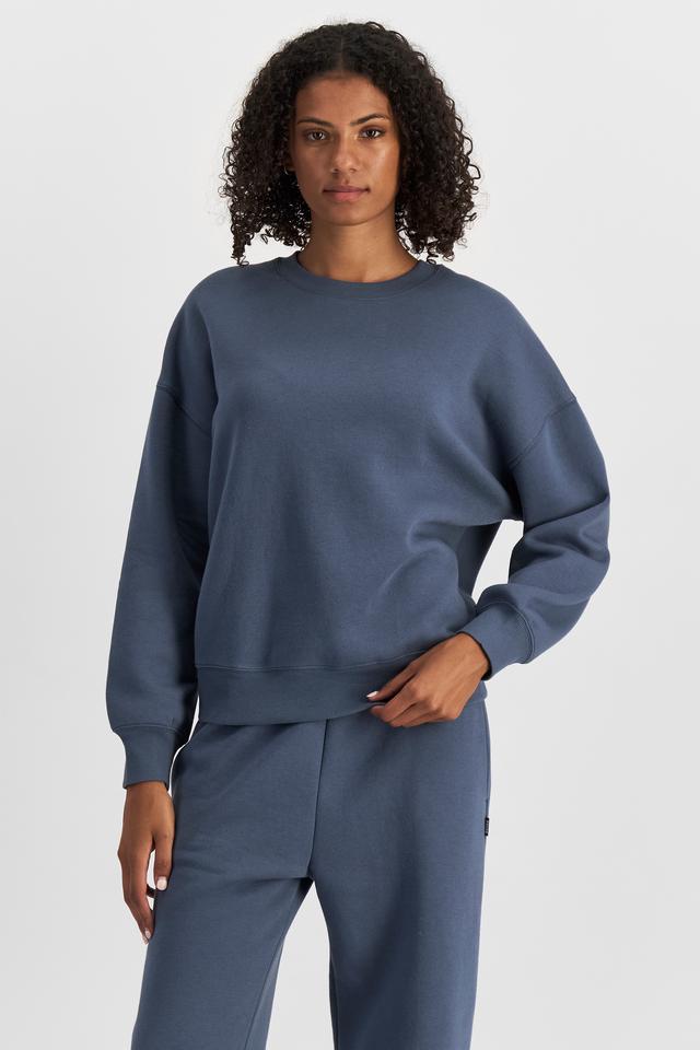 Norway (She/Her) wears size S and is 178cm tall with 82cm chest and 69cm waist
