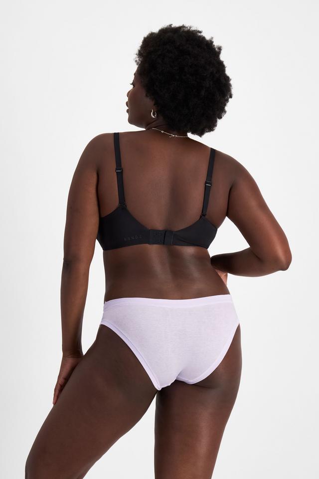 Nelly (She/Her) wears size 14 and is 173.73cm tall with 102cm chest and 84cm waist